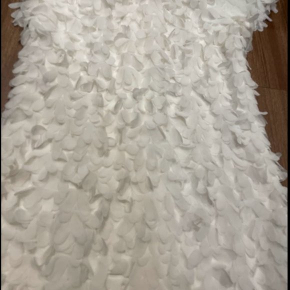 woman's white dress, fluff white dress, size s/m - Picture 2 of 6